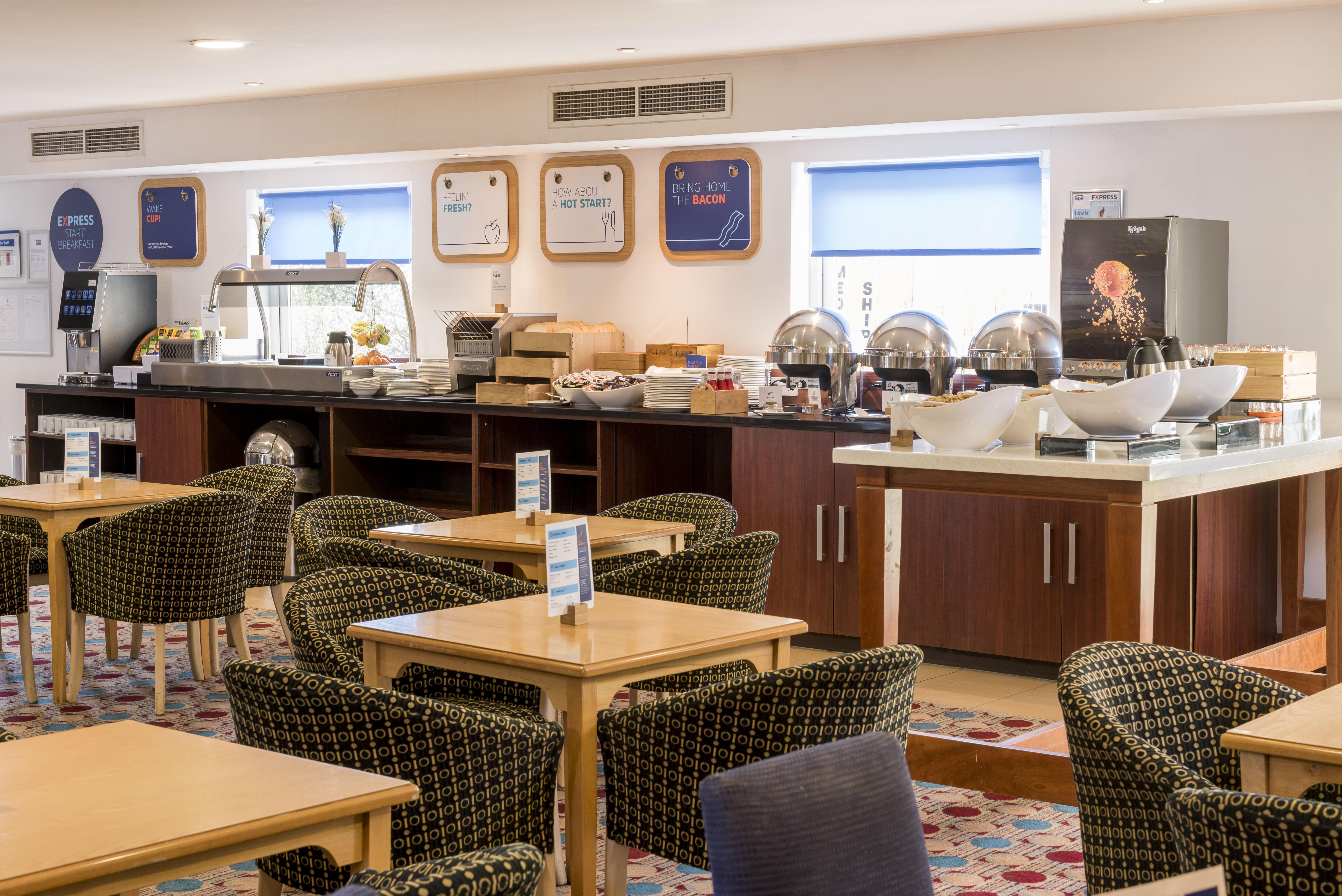 Holiday Inn Express Birmingham Star City By Ihg Zewnętrze zdjęcie